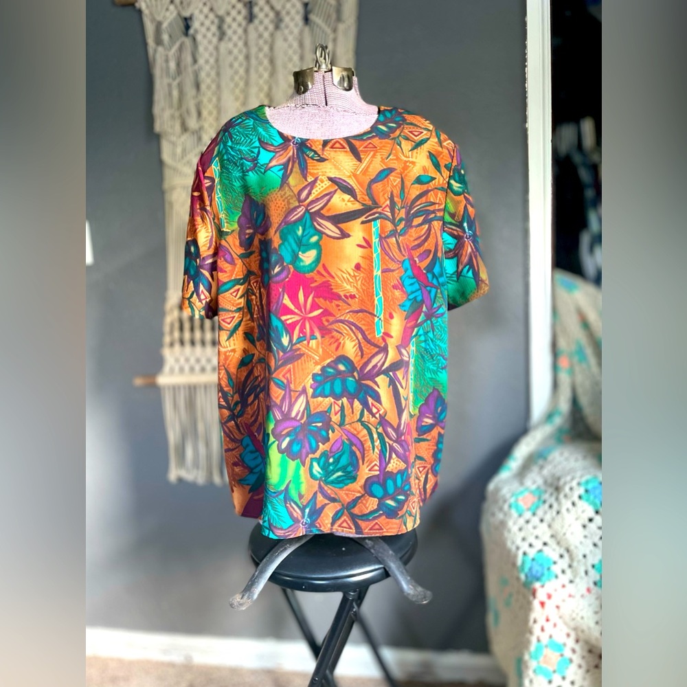 Vintage Maggie Sweet Top